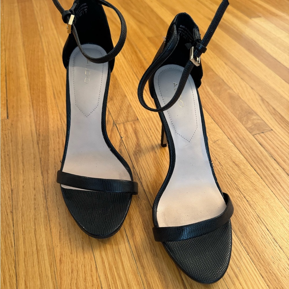Aldo Elegant Black Ankle Strap Leather Heels Size 9